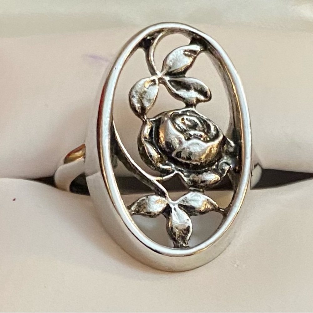 Vintage Avon ring (FIRM)